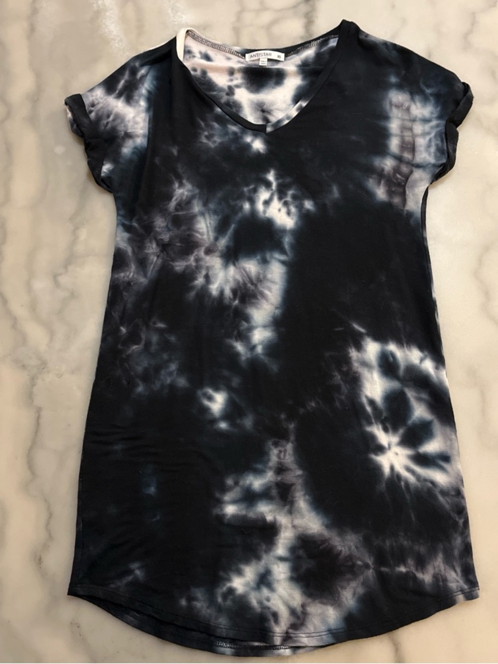 Antistar Black & White Tie-Dye V-Neck Tee shirt dress